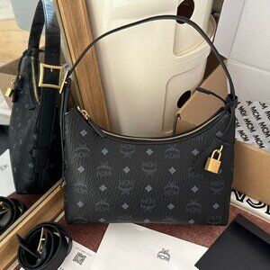 MCM Croissant AREN VISETOS HOBO Shoulder/Backpack Bag